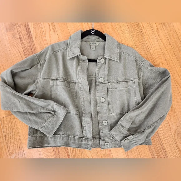 Old Navy cropped jacket, size small NWOT - Picture 6 of 6